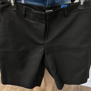 Ellen Tracy Black Capris
